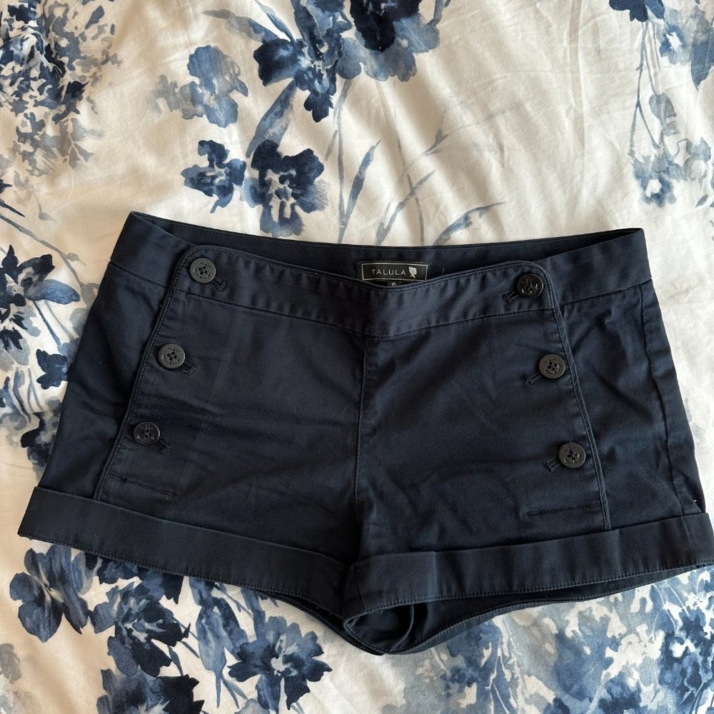 Aritzia Starboard Button Down Navy Blue Cuffed Shorts